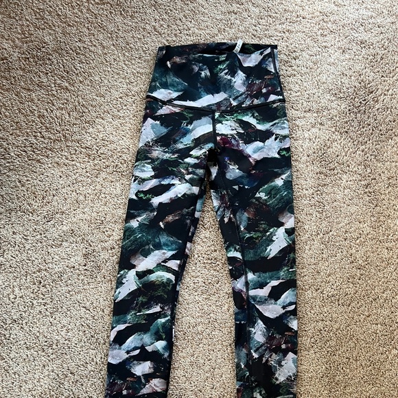 Lululemon Wunder Under High-Rise Galaxy Cropped Luxtreme Tight - Picture 9 of 10